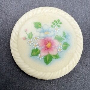 Vintage 1982 Avon Floral Medley Brooch Pin Resin Rope
